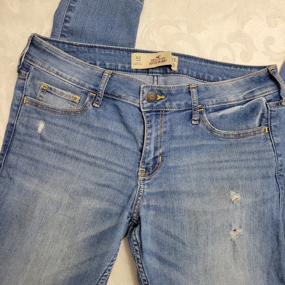 Hollister Denim - Hollister Distressed Jeans wt 27